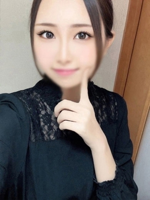 GLOSS 新居浜・西条・今治 むつき