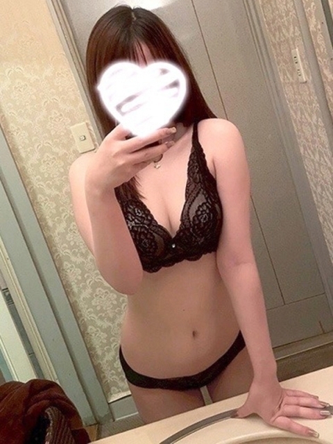 GLOSS 新居浜・西条・今治 りりな